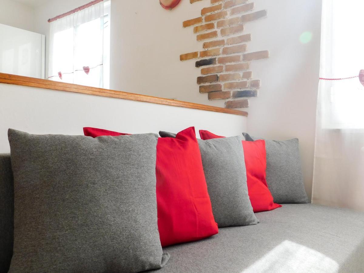 La Perla Rossa Lägenhet Arcola Exteriör bild